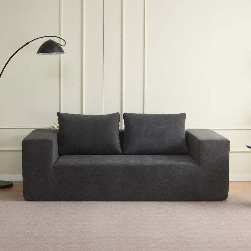 Divano Kelly imbottitura in schiuma con rivestimento in tessuto