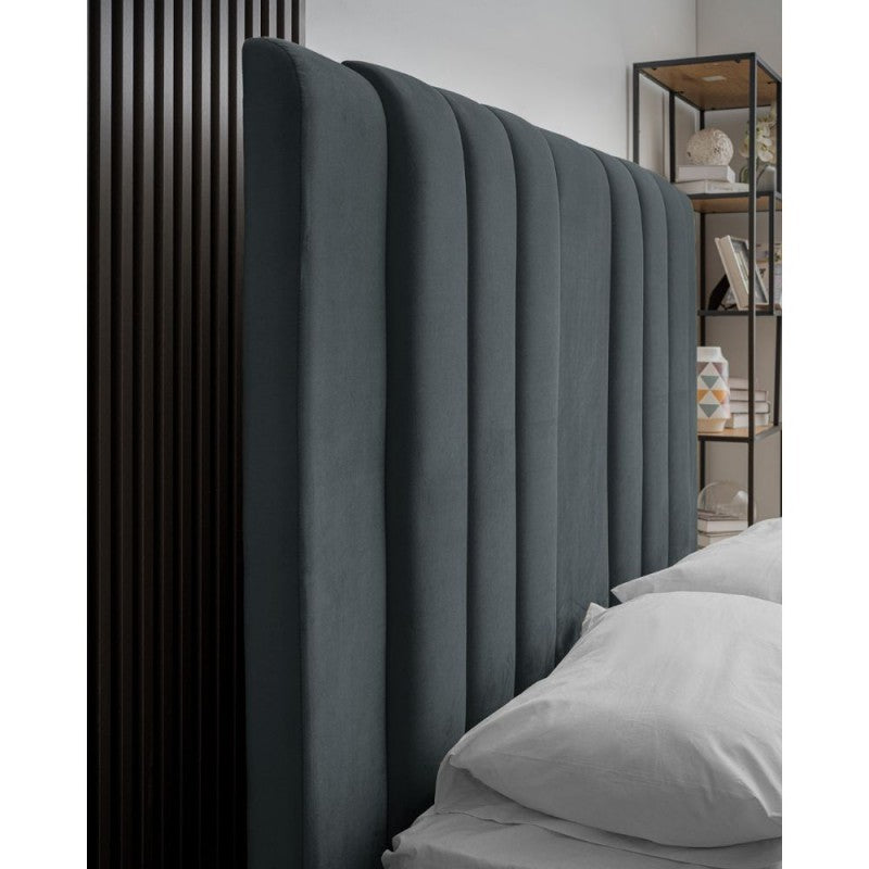 Letto matrimoniale Wilma imbottito con contenitore in tessuto Vogue 12 blu pacific